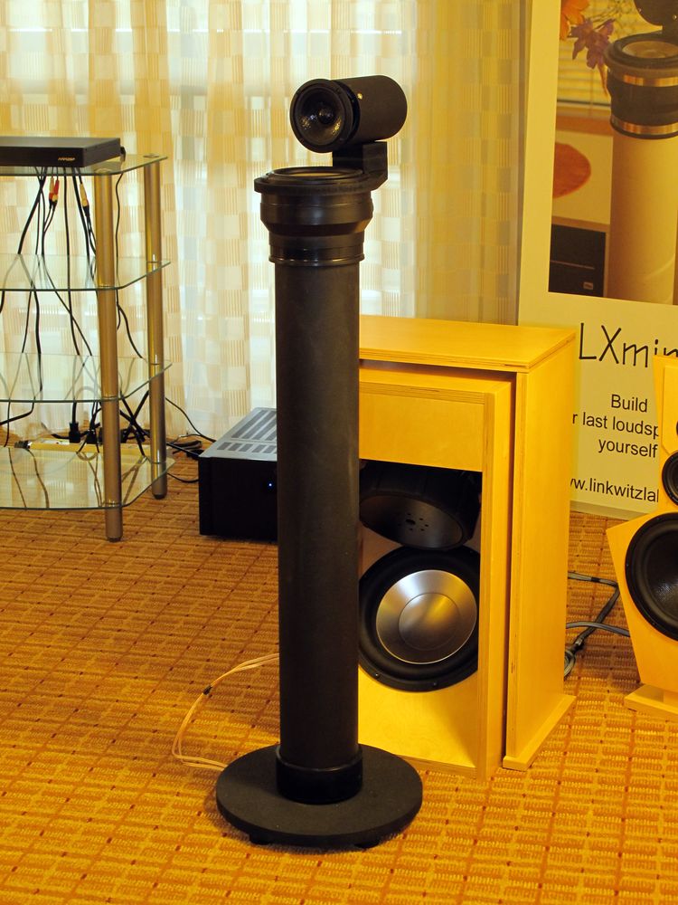 Boxen von Siegfried Linkwitz: die LXmini beim Rocky Mountain Audio Fest 2015