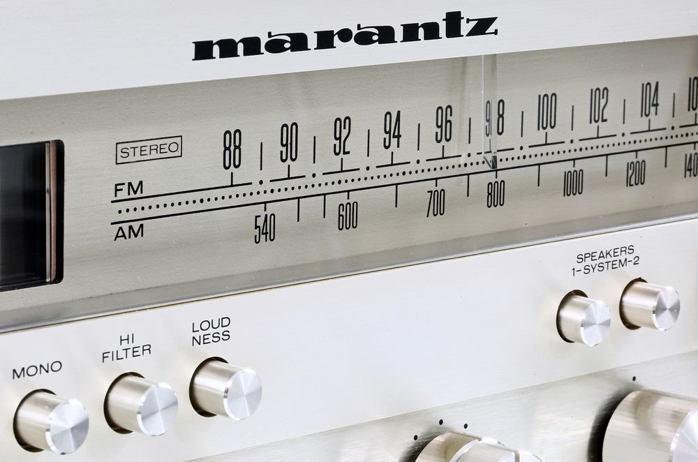 Die FM-Skala des Marantz Model 2238B