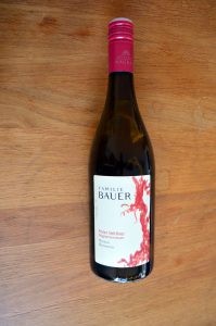 Kandidaten LowBeats WeinPanel Vol.1: Rot Veltliner von Bauer