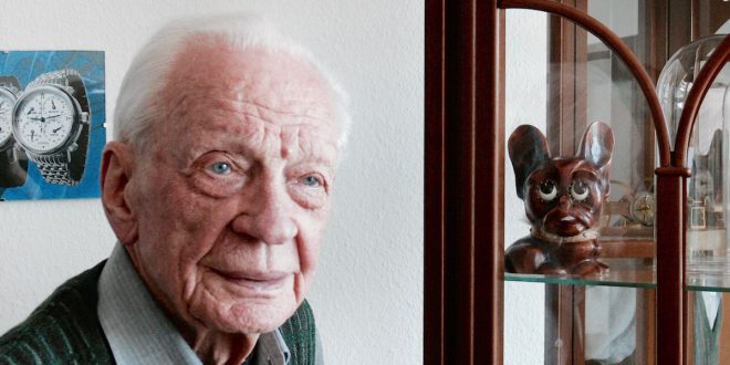 Limitiertes Sondermodell Guinand HS 100 zum 100- Geburtstag von Helmut Sinn.