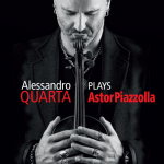 Das Cover von Alessandro Quarta Plays Piazolla