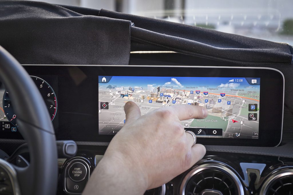 Touchscreen Infotainment-Navigation