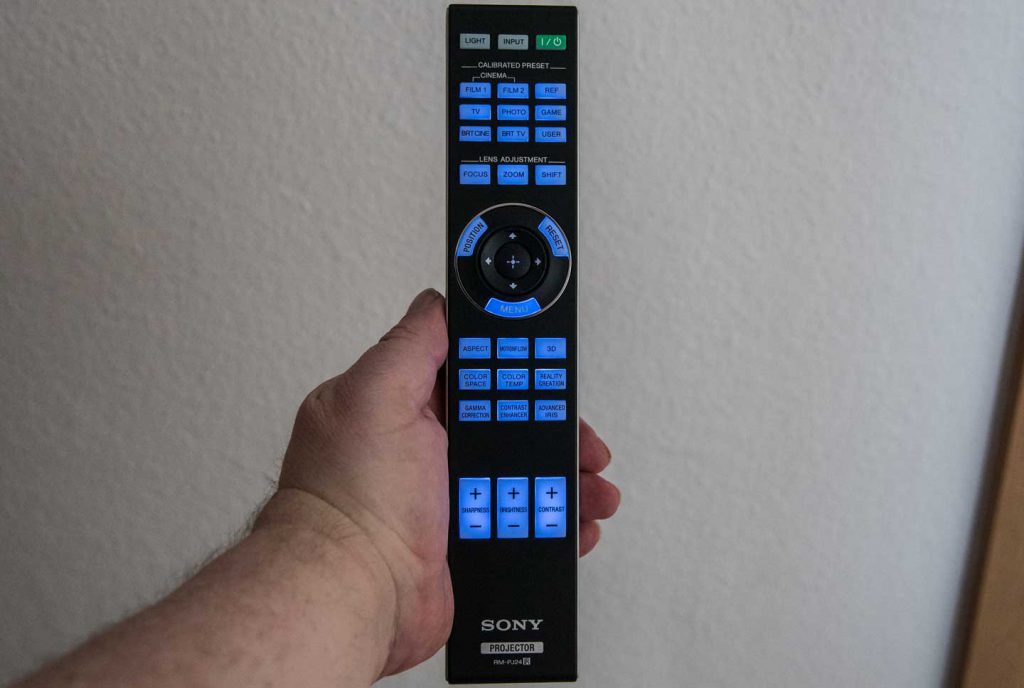 Sony VPL-VW760ES (Foto: R. Vogt)