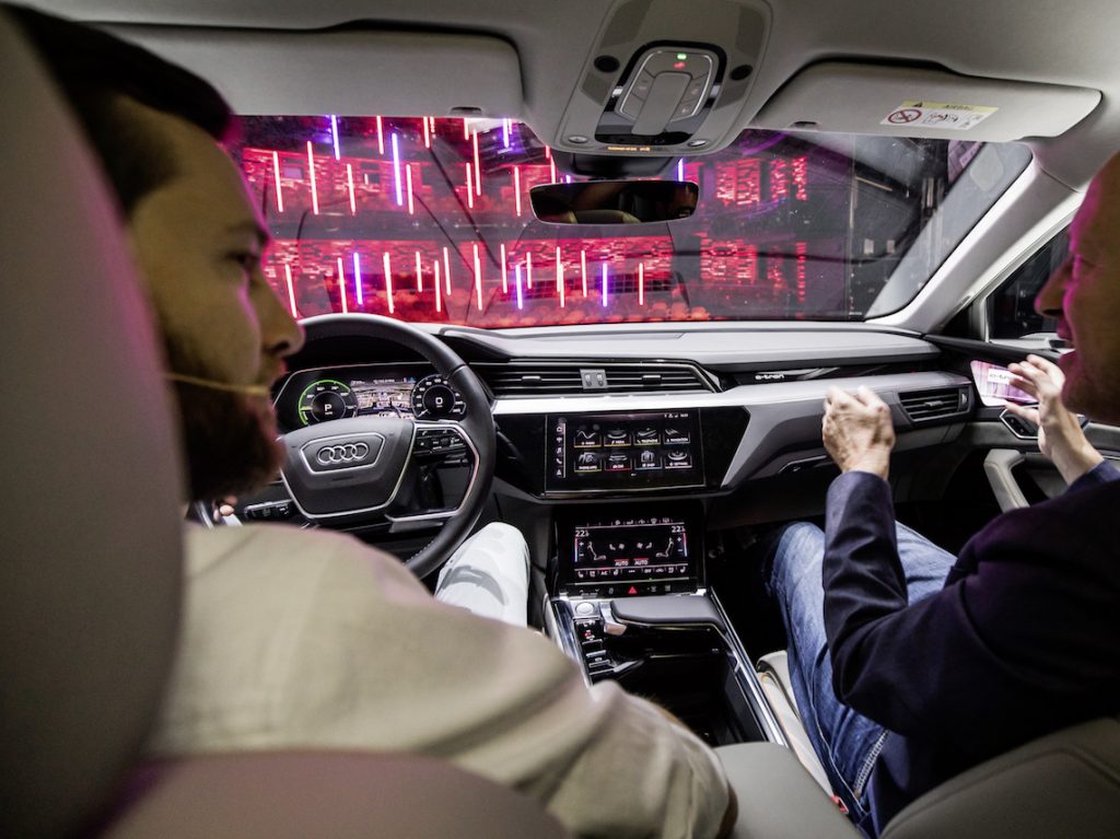 Fahrt im Prototypen des Audi e-tron 2018