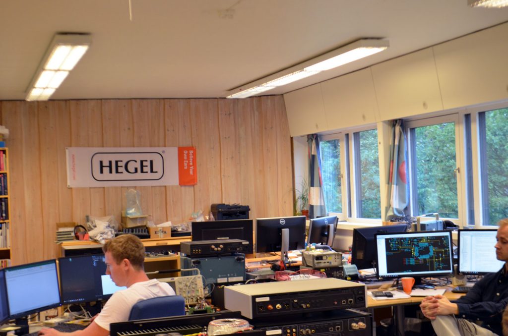Hegel Besuch Office