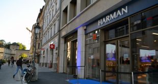 Harman Flagship Store Außenansicht Sendlinger Tor
