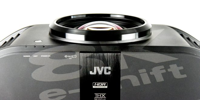 JVC DLA-NX9 Test Aufmacherbild (Foto: R. Vogt)