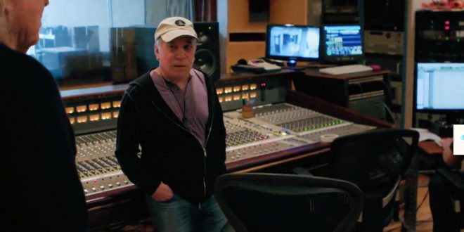 Review Paul Simon In The Blue Light: Studio