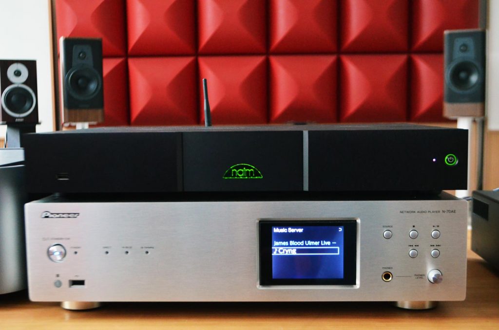 Naim Audio ND5 XS2 imVergleich zu Pioneer N70AE