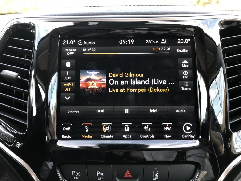 Jeep Cherokee im Test inklusive Infotainment und Alpine Sound System