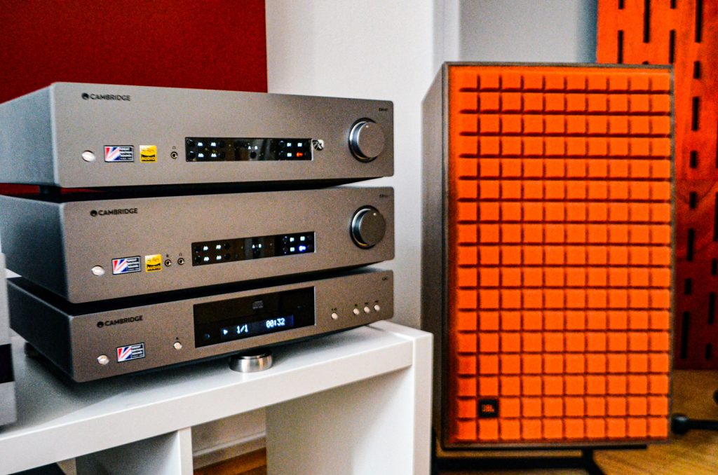 Cambridge Audio CX61 und CX81 mit CXC im LowBeats Hörraum