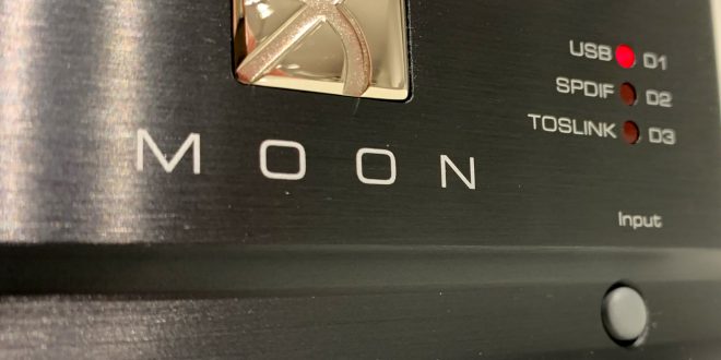 Moon Audio 100D Close-up