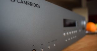 Cambridge Audio AXR100D Front
