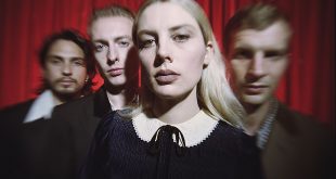 Wolf Alice – Elli Rowsell