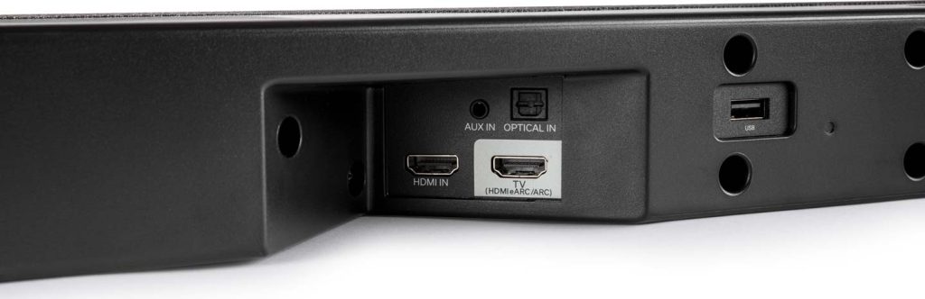 HDMI-Eingang, und -Ausgang mit eARC, optisch digital und Miniklinke für analoge Quellen (Foto: Sound United)
