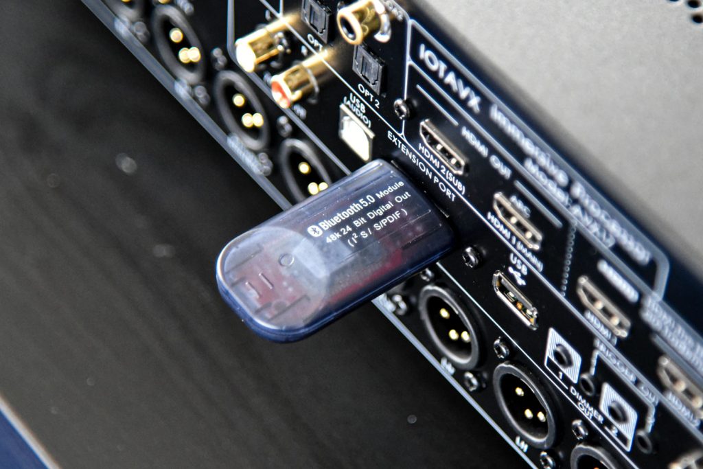 Für besten Klang wird das Bluetoothmodul direkt auf den I²S-Bus gesteckt (Foto: R. Vogt)