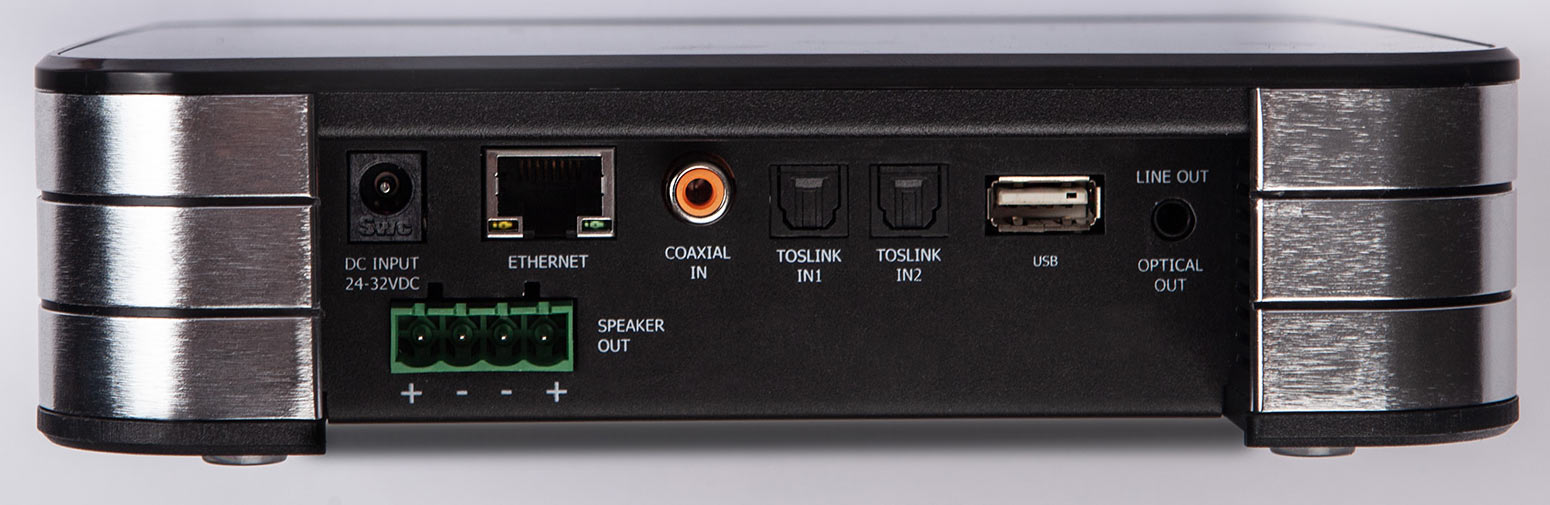 Wo der Vorgänger noch billige Federklemmen bot verbinden nun Phoenix-Stecker kontaktsicher die Lautsprecher (Foto: Electrocompaniet)