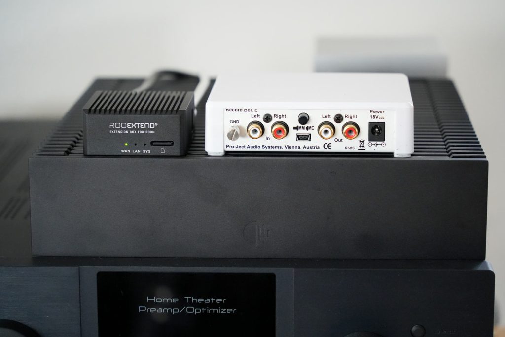 Pro-Ject Record Box E gibt Vinyl analog und Digital per USB-Audio aus (Foto: R. Vogt)