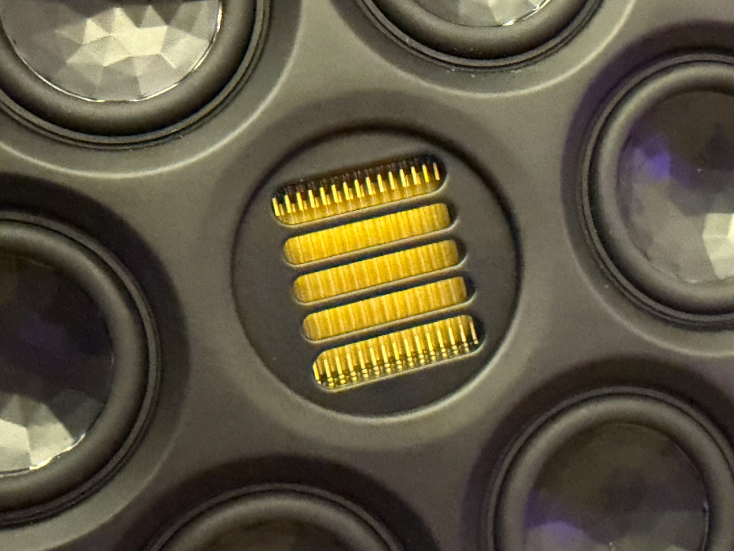 ELAC Concentro M 807 Event