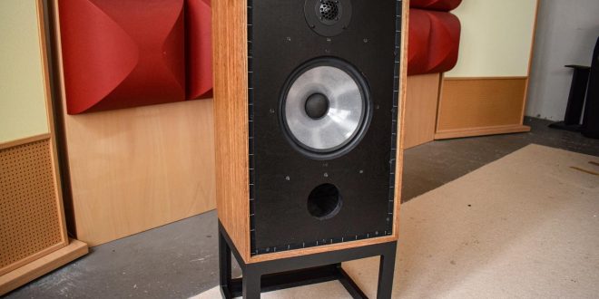 Rogers PM510 S3 auf Ständer